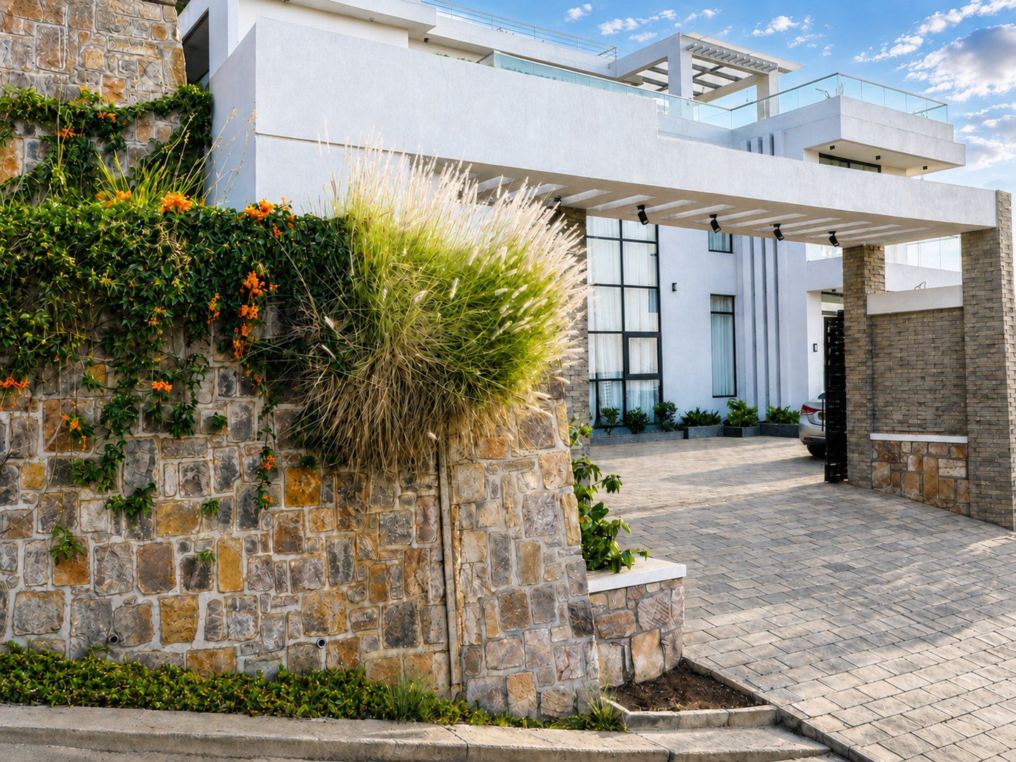 Empire Majestic @ Rebero · Skyhouse at Empire Majestic @ Rebero